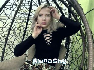 AlunaShy