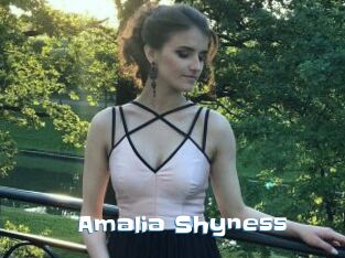 Amalia_Shyness
