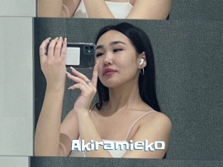 Akiramieko