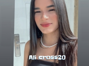 Ali_cross20