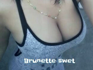 Brunette_swet