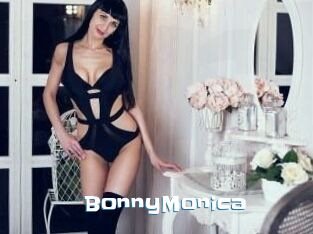 Bonny_Monica