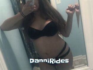 Danni_Rides