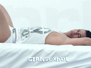 GIANsexhot