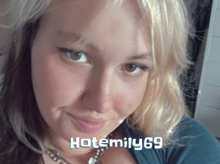 Hotemily69