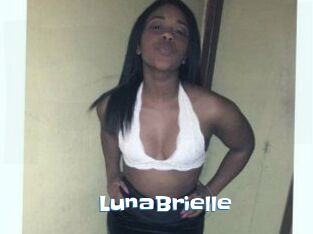 Luna_Brielle