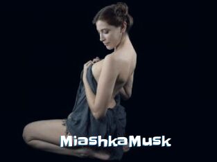MiashkaMusk