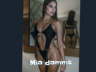 Mia_damms