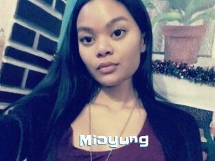 Mia_yung