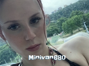 Minivan680