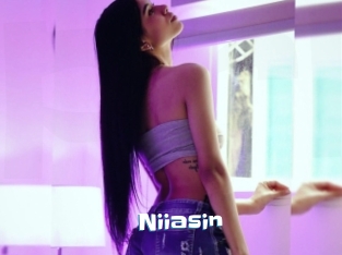 Niiasin