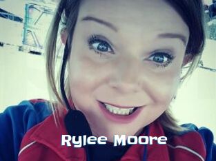 Rylee_Moore