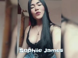 Sophiie_James