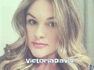 Victoria_Davis